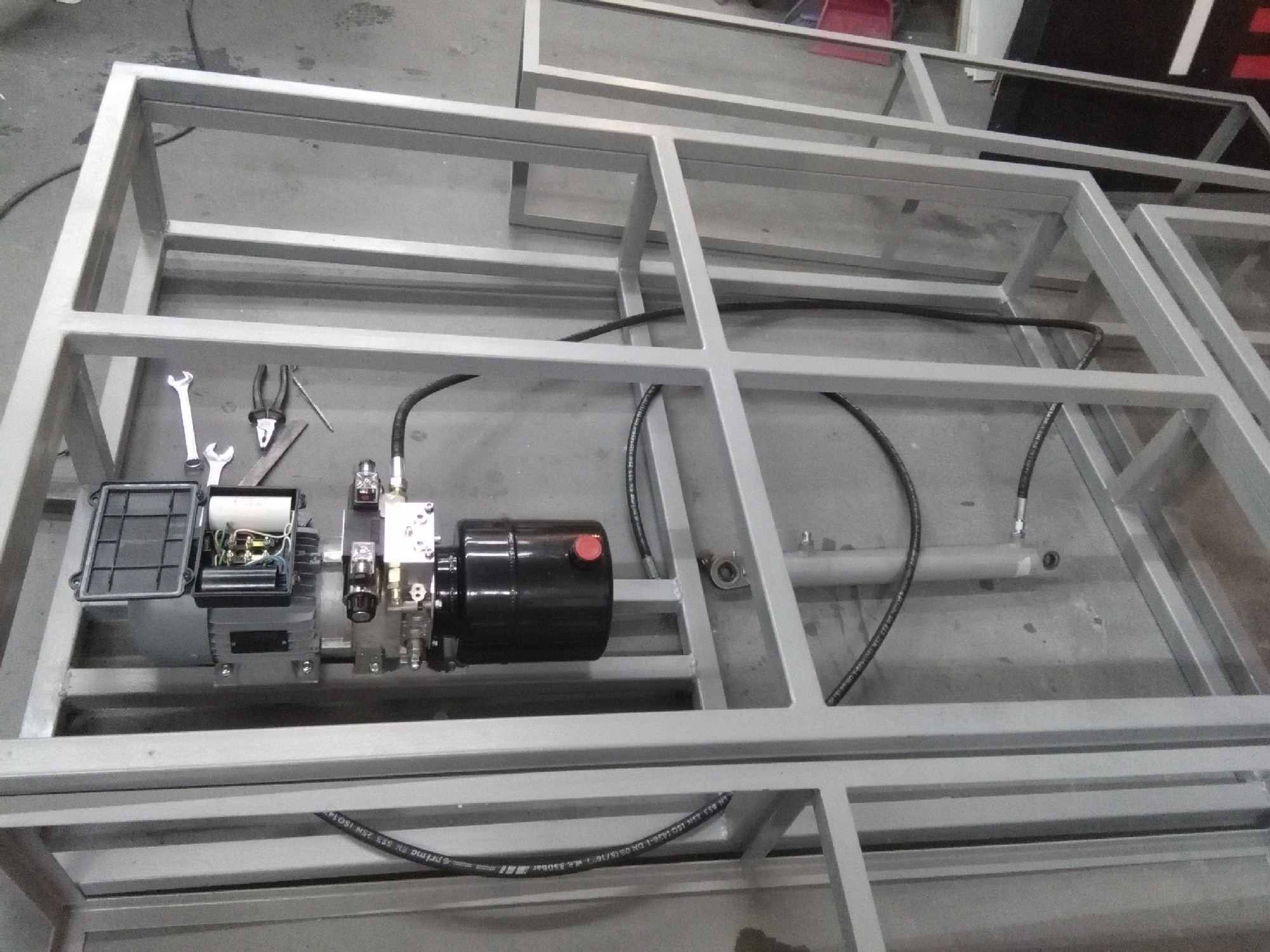 Monofazni za platformu