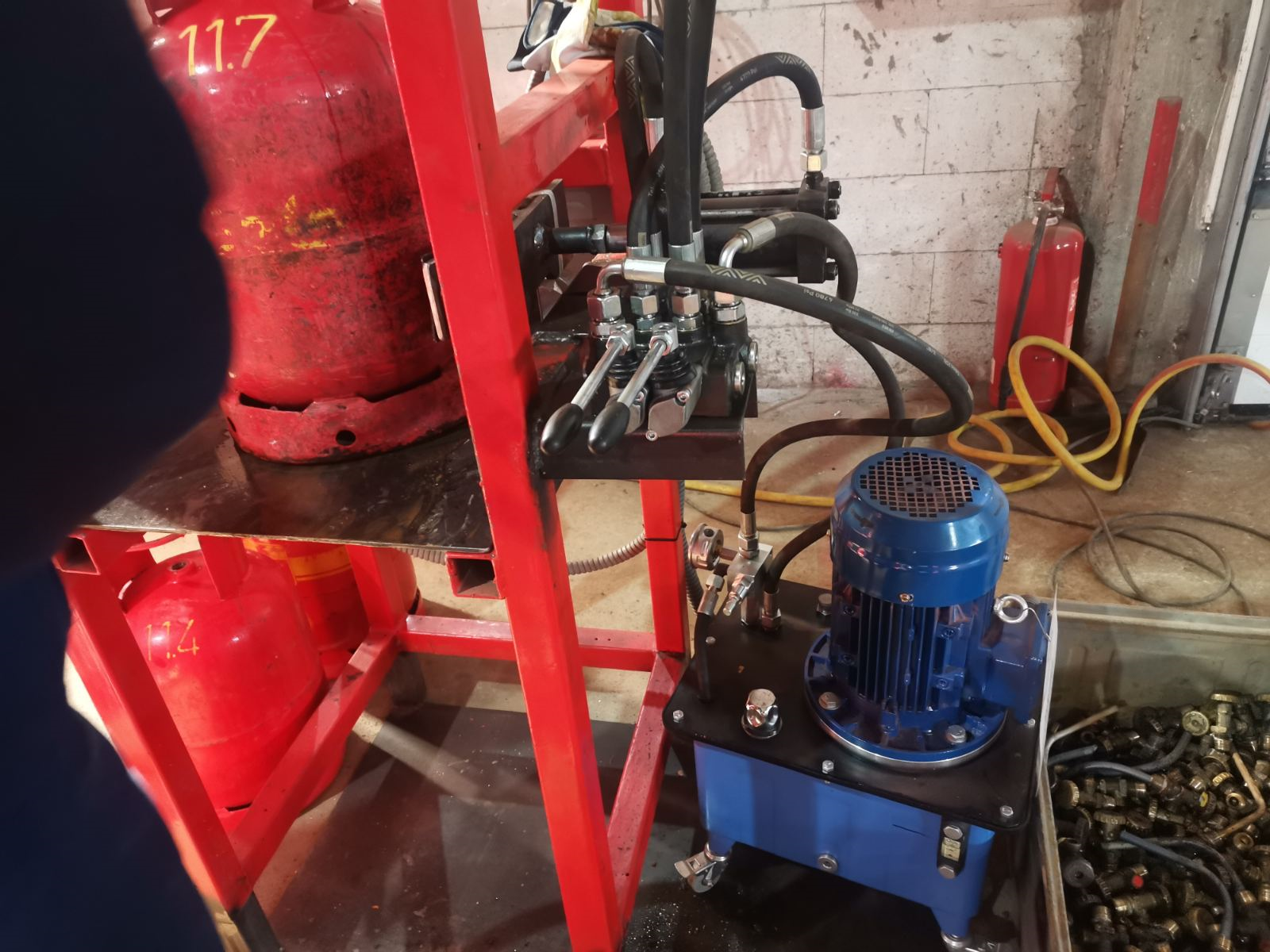 Za montažu-demontažu ventila