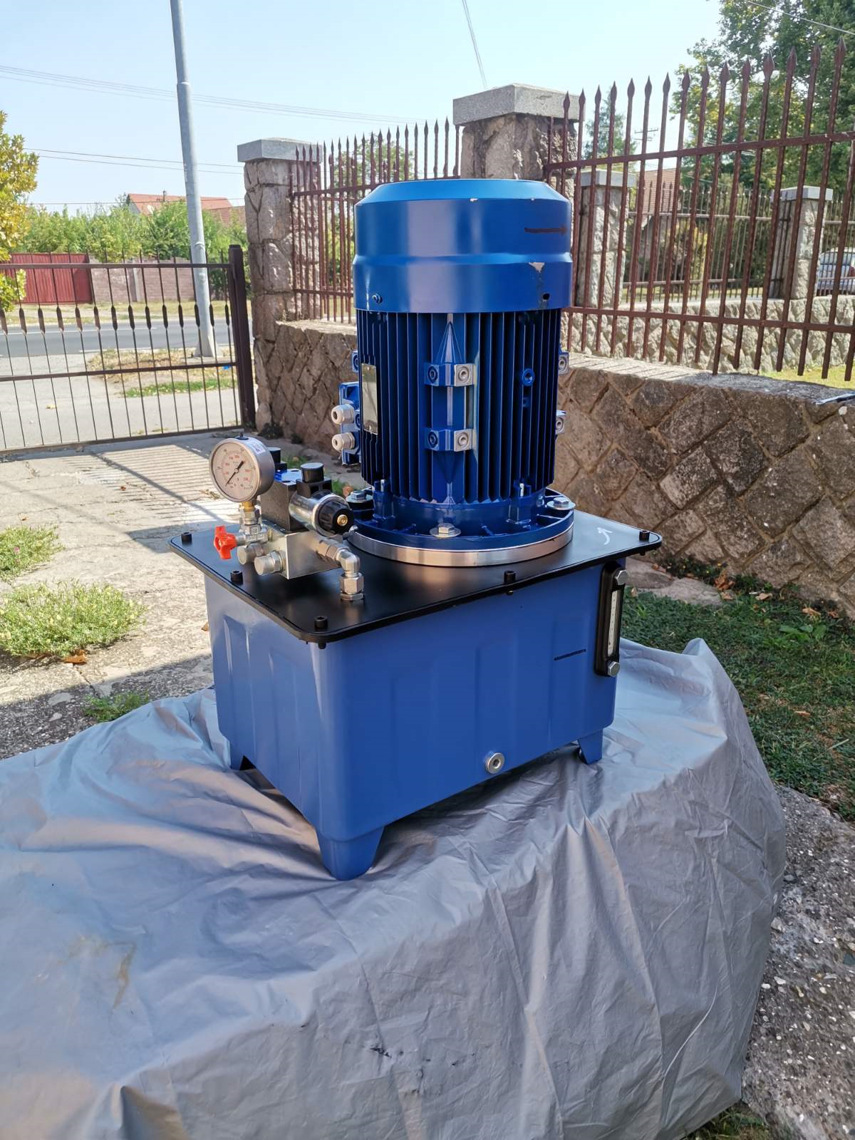 Za presu za izbijanje ležajeva